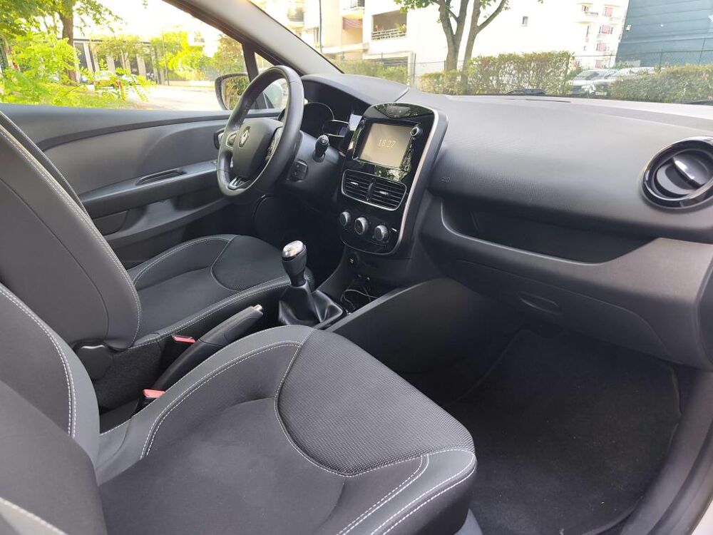Clio 0.9 TCe - 90 IV BERLINE Zen PHASE 2 2018 occasion 77185 Lognes