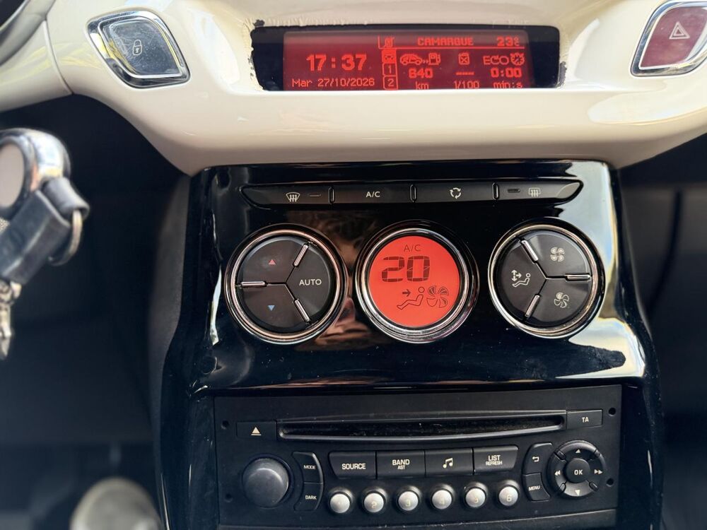DS3 1.6 BlueHDi - 100CH - BLUETOOTH - IDEAL JEUNE CONDUCTEUR 2015 occasion 13760 Saint-Cannat