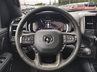 RAM 1500 CREW LIMITED NIGHT EDITION BOX HAYON MULTI 2025 occasion 91830 Le Coudray-Montceaux