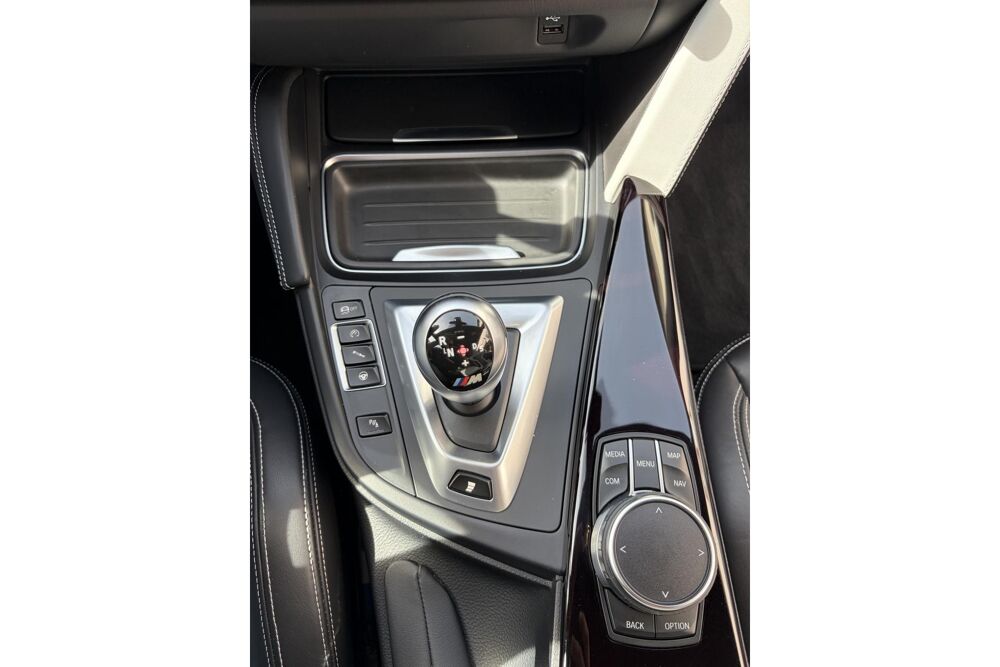 M4 BMW F82 COMPETITION 450CH DKG CARPLAY TOIT CARBONE FULL BMW 2019 occasion 78760 Jouars-Pontchartrain