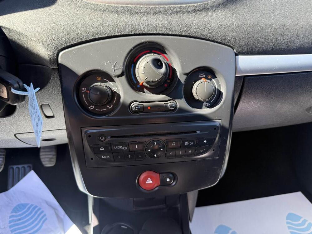 Clio 1.5 dCi - 85 Dynamique TomTom gps + clim 2010 occasion 19100 Brive-la-Gaillarde