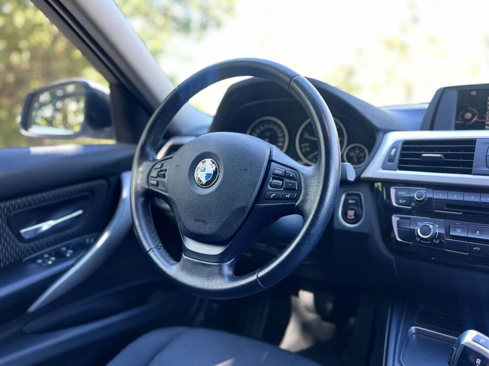 S&eacute;rie 3 316d -116CH- CLIM AUTO - RADAR RECUL - BVA - 2017 occasion 13760 Saint-Cannat