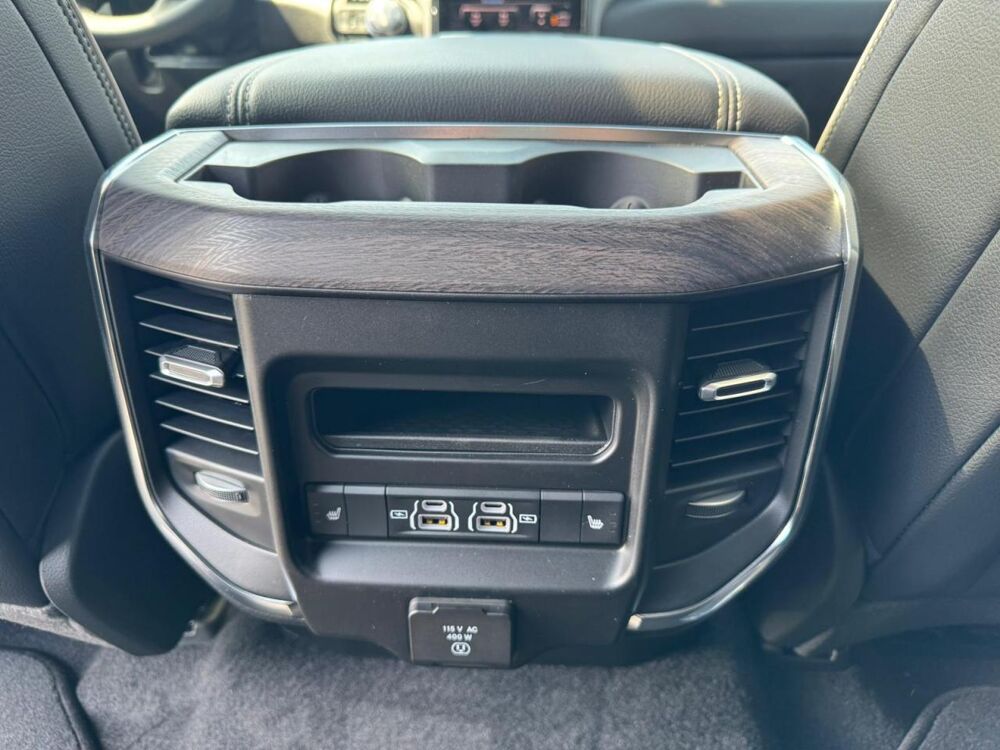 RAM 1500 CREW LAIE SPORT NIGHT EDITION AIR 2025 occasion 91830 Le Coudray-Montceaux