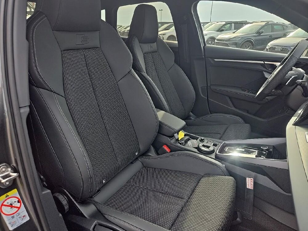 A3 1.5 tfsi 150 hybride s line s tronic 7 2026 occasion 85150 Les Achards