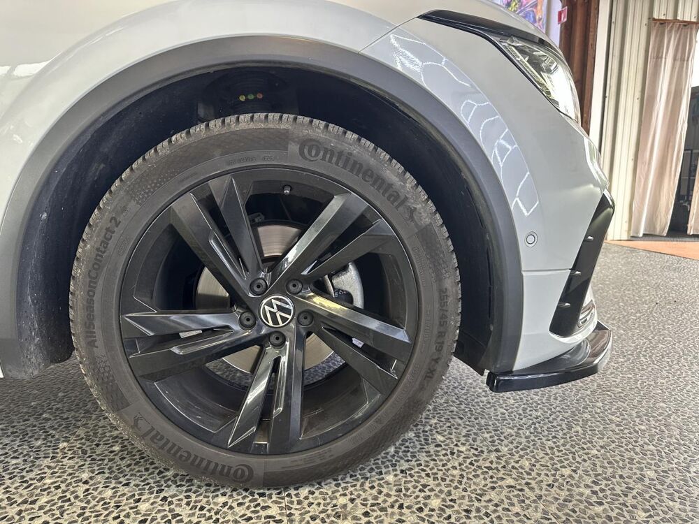 Tiguan 2.0 TDI 150 BLACK R-LINE DSG BVA - GARANTIE 12 MOIS 2021 occasion 16000 Angoul&ecirc;me