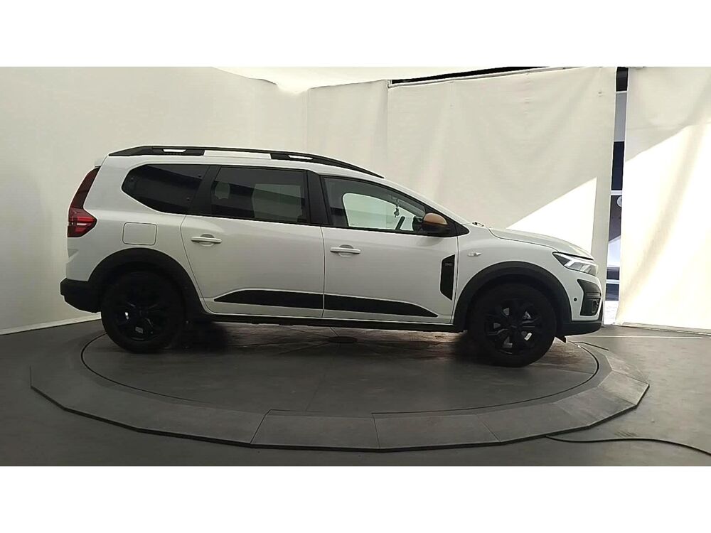 Jogger 1.6 Hybrid - 140 - 7 pl - Finition Extr&ecirc;me + - 1 &egrave;re main G 2024 occasion 33130 B&egrave;gles