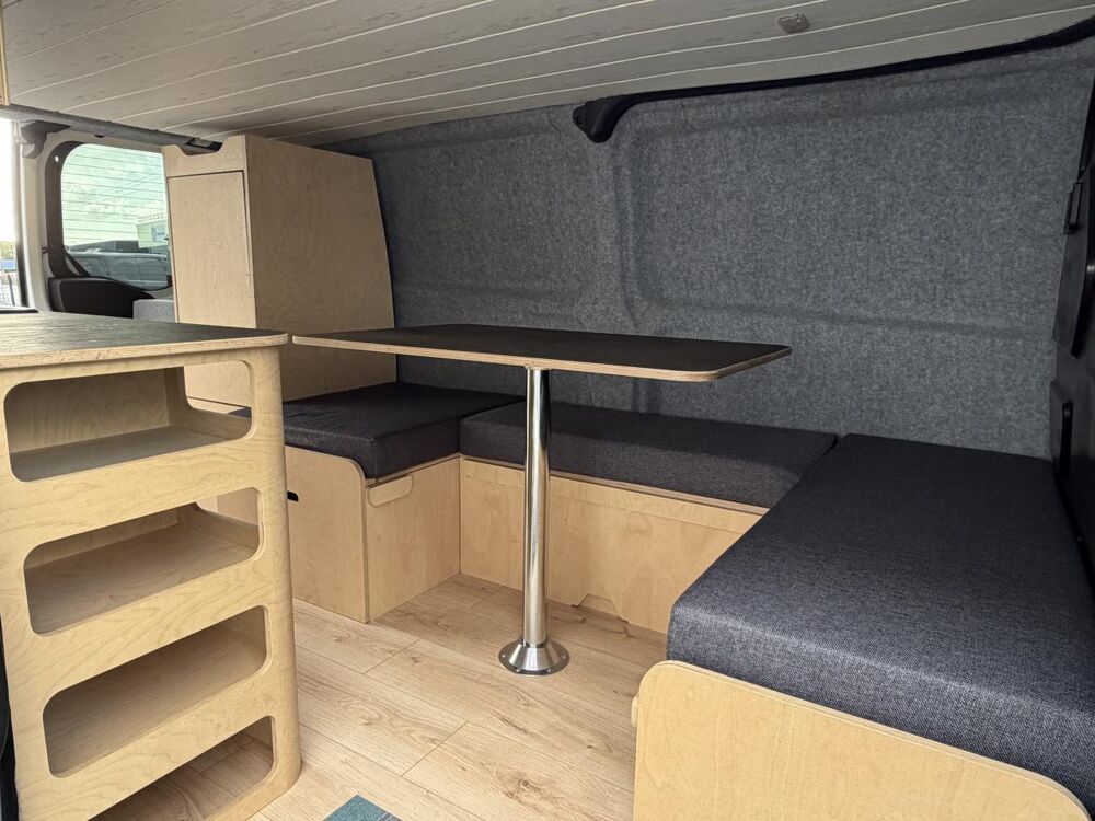 Transit CUSTOM VAN AMENAGE 2.2 125 CH - GARANTIE 6 MOIS 2012 occasion 22400 Lamballe