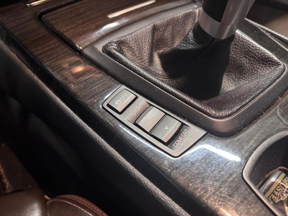 Z4 sDrive 28i 245 CH ROADSTER E89 FINITION Lounge GARANTIE 6 M 2013 occasion 33700 M&eacute;rignac