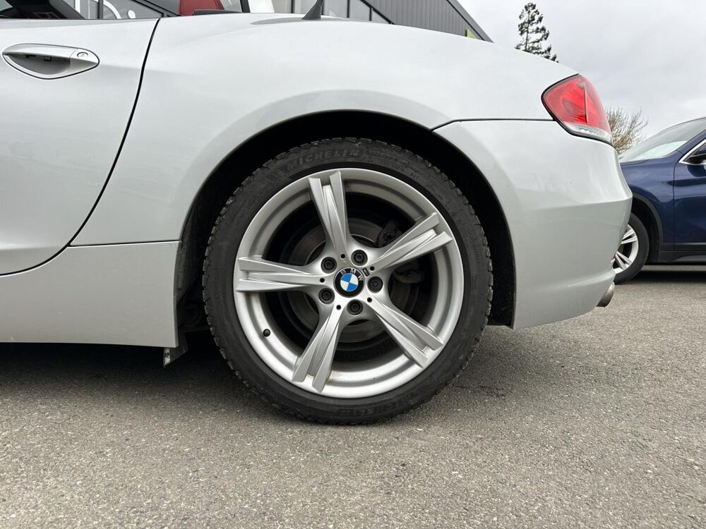 Z4 sDrive 23i - BVA ROADSTER E89 Confort PHASE 1 2009 occasion 33450 Montussan