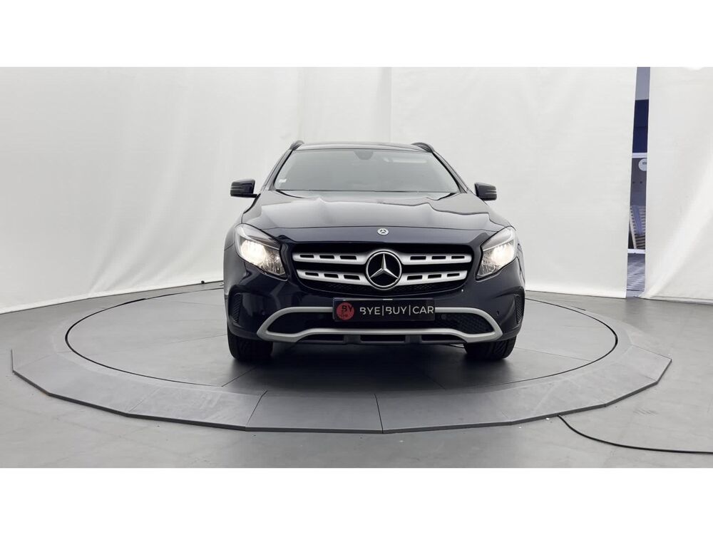 Classe GLA 200 d 136ch - INSPIRATION Phase 2 - GARANTIE 12 MOIS 2017 occasion 33130 B&egrave;gles