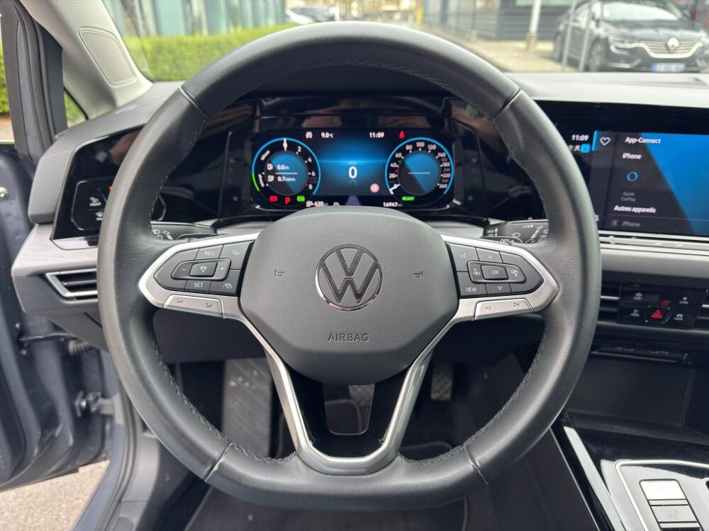 Golf 1.4 eHybrid OPF - 204 - BV DSG 6 VIII BERLINE Style 2024 occasion 77185 Lognes