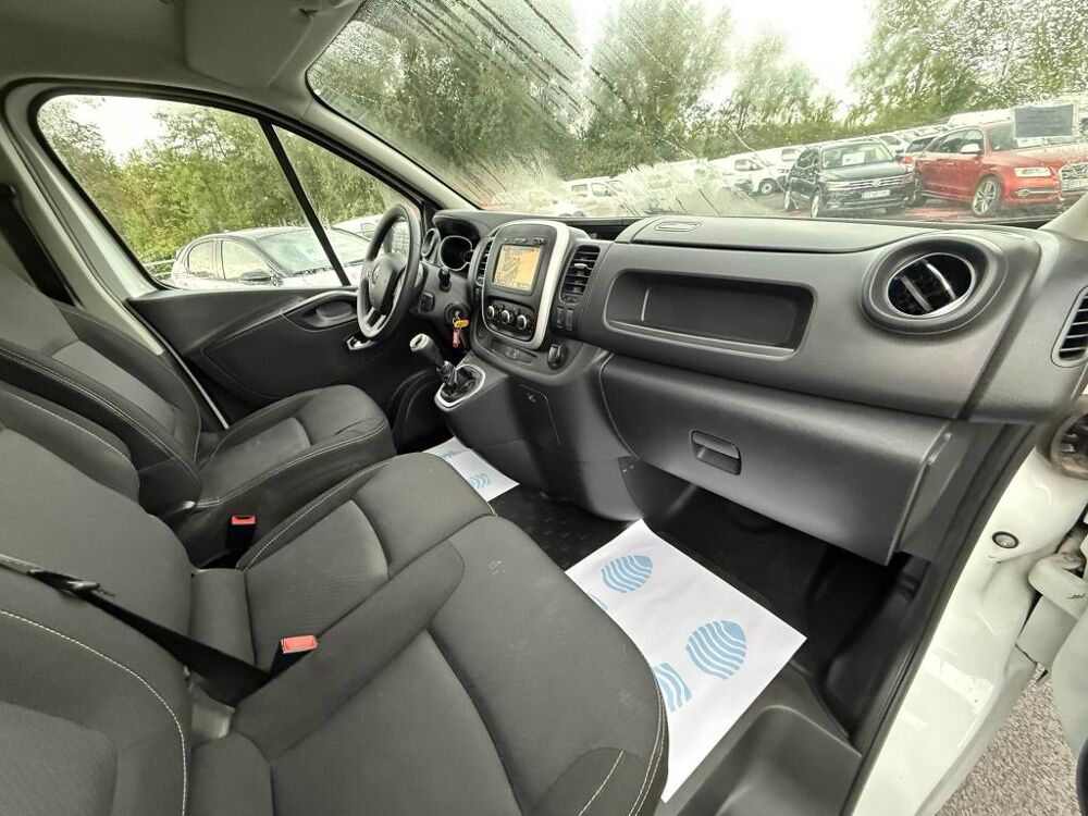 Trafic L1H1 1000 Kg 2.0 dCi - 120 Fourgon Confort TVA RECUPERABLE + 2021 occasion 19100 Brive-la-Gaillarde