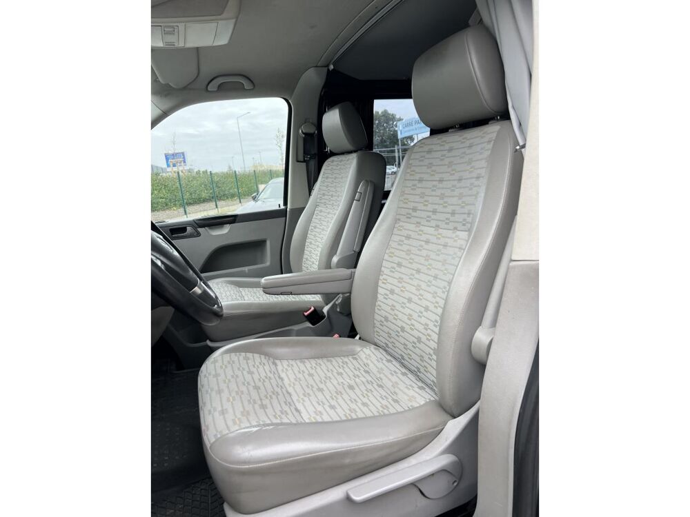 Transporter T5 2.0 BiTDI DSG7 180 cv Phase 2 2 portes lat&eacute;rales 2012 occasion 49070 Beaucouz&eacute;