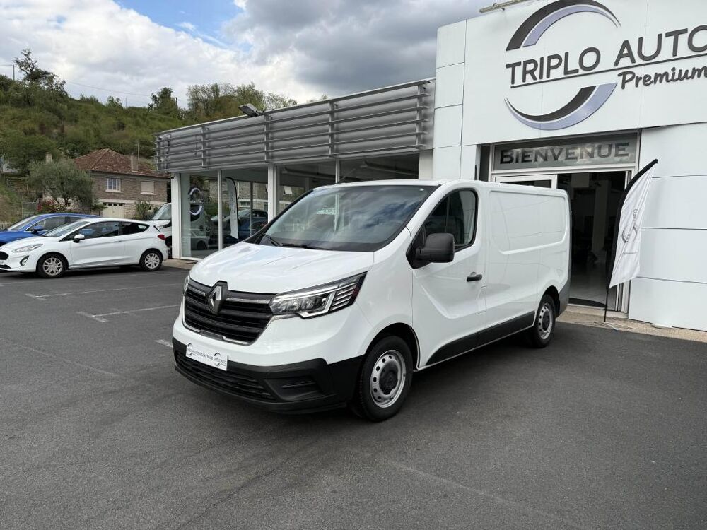 Trafic L1H1 2800 Kg 2.0 Blue dCi - 130 Fourgon Confort TVA RECUPERA 2022 occasion 19100 Brive-la-Gaillarde