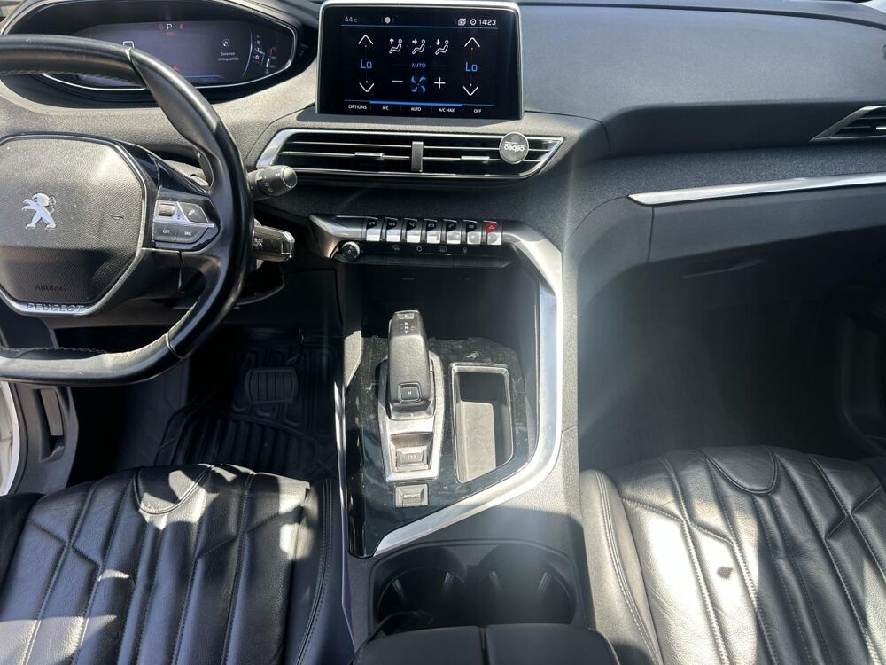 5008 II 1.5 BlueHDi S&S - 130ch- boite auto EAT8 Style - garant 2019 occasion 33450 Montussan