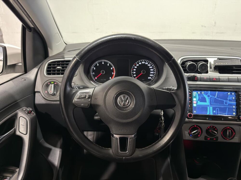 Polo 1.2i - 60 V 6R Life Equip&eacute;e Car play / Ciel Etoil&eacute; 2013 occasion 78680 &Eacute;p&ocirc;ne