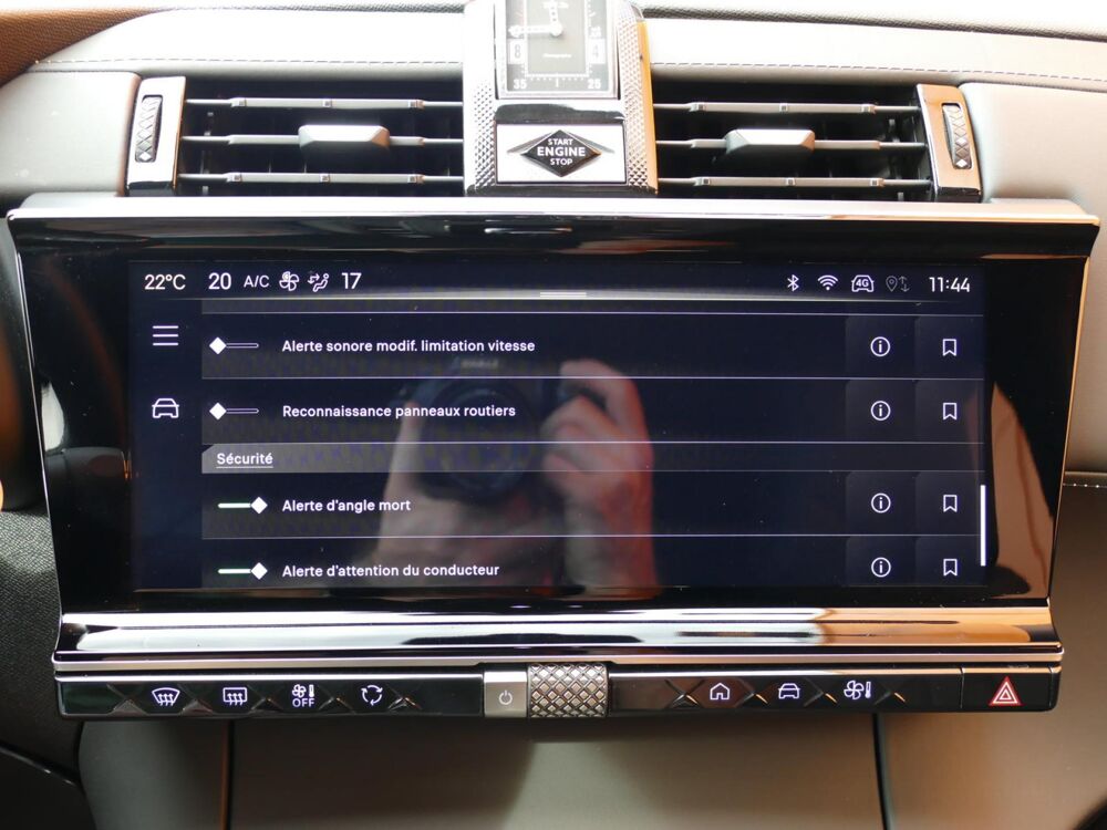 DS7 1.6 PLUG-IN HYBRIDE E-TENSE 300 4X4 ETOILE - EAT8 PHASE 2 2025 occasion 77090 Coll&eacute;gien