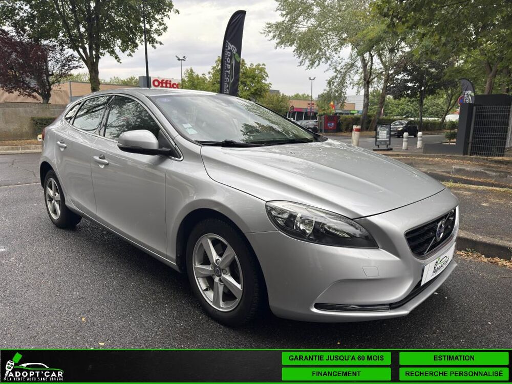V40 T2 - 122  BERLINE Momentum Business PHASE 2 2016 occasion 77185 Lognes
