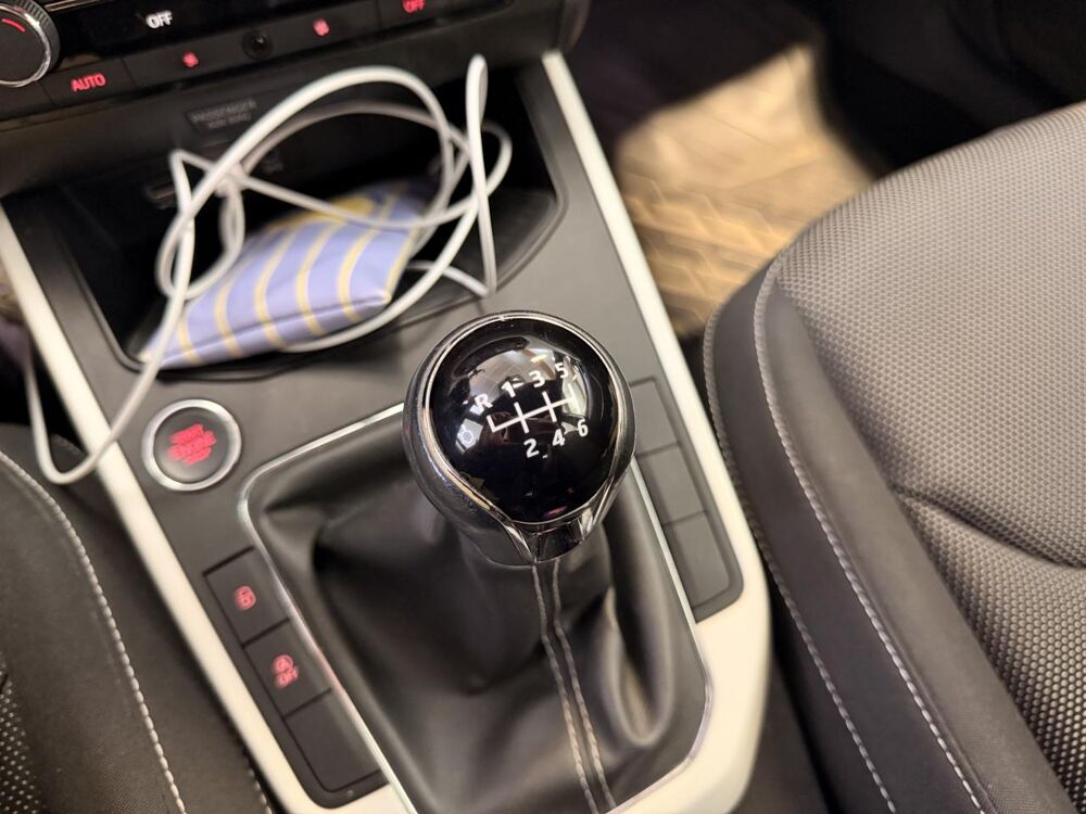 Arona 1.0 ECOTSI 115CH XCELLENCE START-STOP 2018 occasion 16000 Angoul&ecirc;me