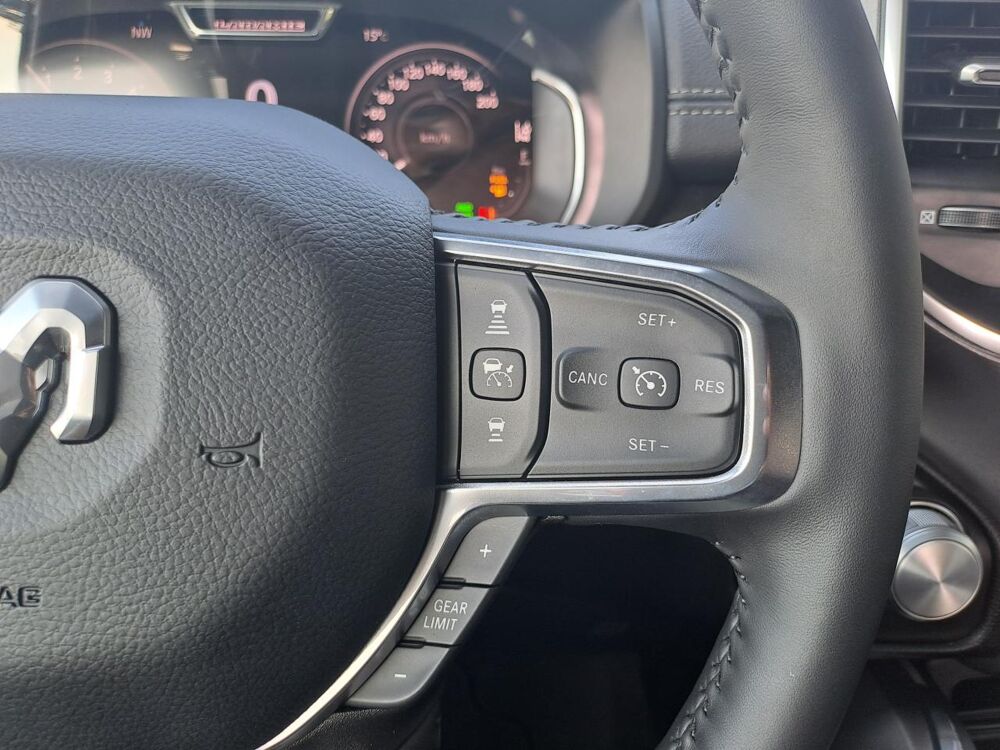 RAM 1500 CREW LAIE SPORT AIR HAYON MULTI 2024 occasion 91830 Le Coudray-Montceaux