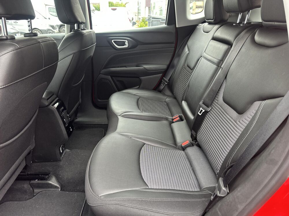 Compass 1.5 T 130 MHEV HYBRID SWISS ALTITUDE 2WD BVA 2024 occasion 94360 Bry-sur-Marne