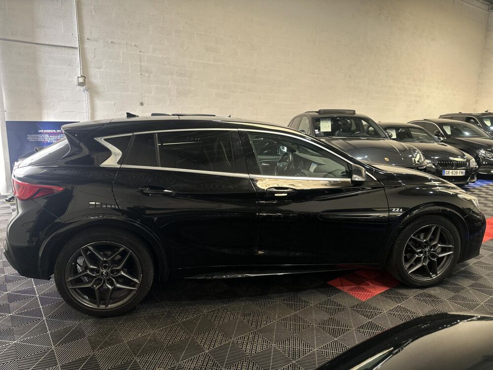 Q30 2.2d - BV DCT AWD BERLINE Sport Garantie 12 mois 2016 occasion 94360 Bry-sur-Marne