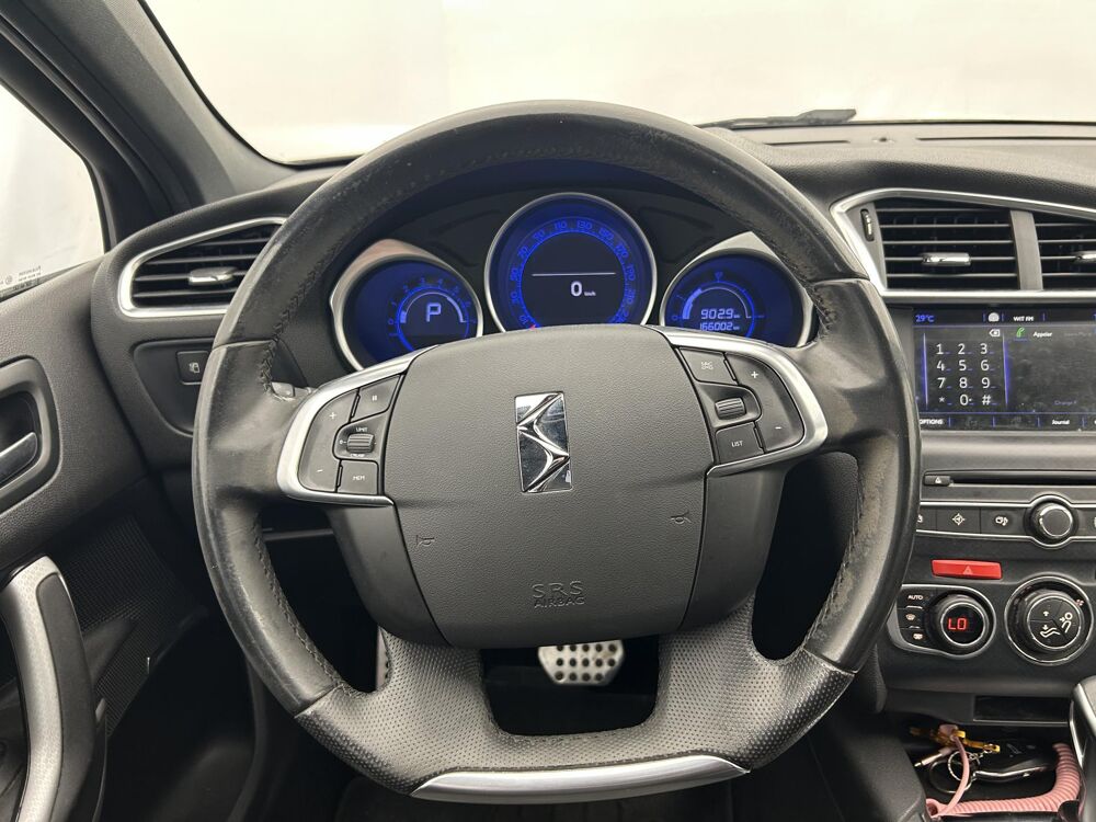 DS4 CROSSBACK 1.6 BlueHDi 120ch - BV EAT6 - Sport Chic - GARANTI 2015 occasion 33130 B&egrave;gles