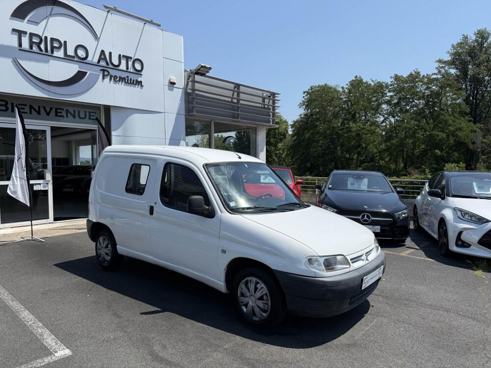 Berlingo 1.1i 475Kg - ATTELAGE + VITRES LATERALES 1996 occasion 19100 Brive-la-Gaillarde