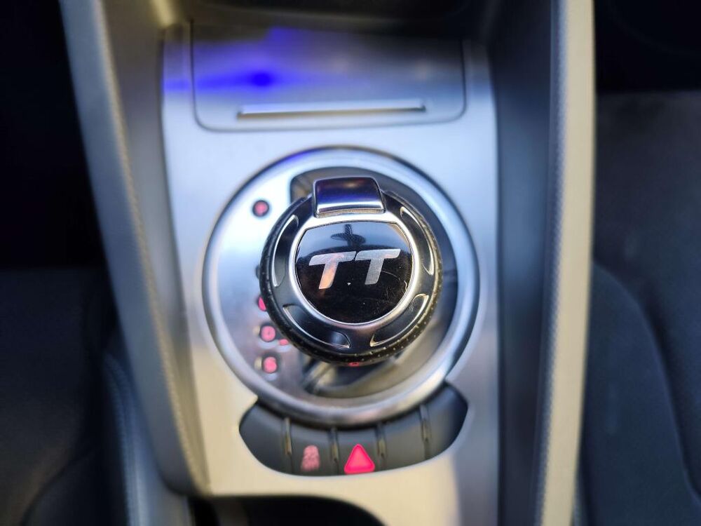 TT Coup&eacute; 2.0 TFSI - 211CV - BV S-tronic S-Line PHASE 2 2013 occasion 77185 Lognes