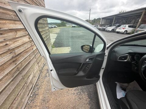 C3 1.2 PureTech boite auto - 82 Confort PHASE 2 2016 occasion 19100 Brive-la-Gaillarde