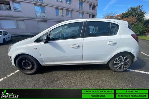 Corsa 1.2i Twinport D BERLINE Color Edition PHASE 2 2011 occasion 77185 Lognes