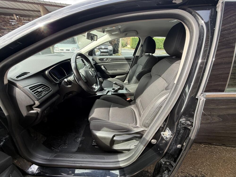 M&eacute;gane 1.2 Energy TCe - 100 IV Business 2017 occasion 19100 Brive-la-Gaillarde
