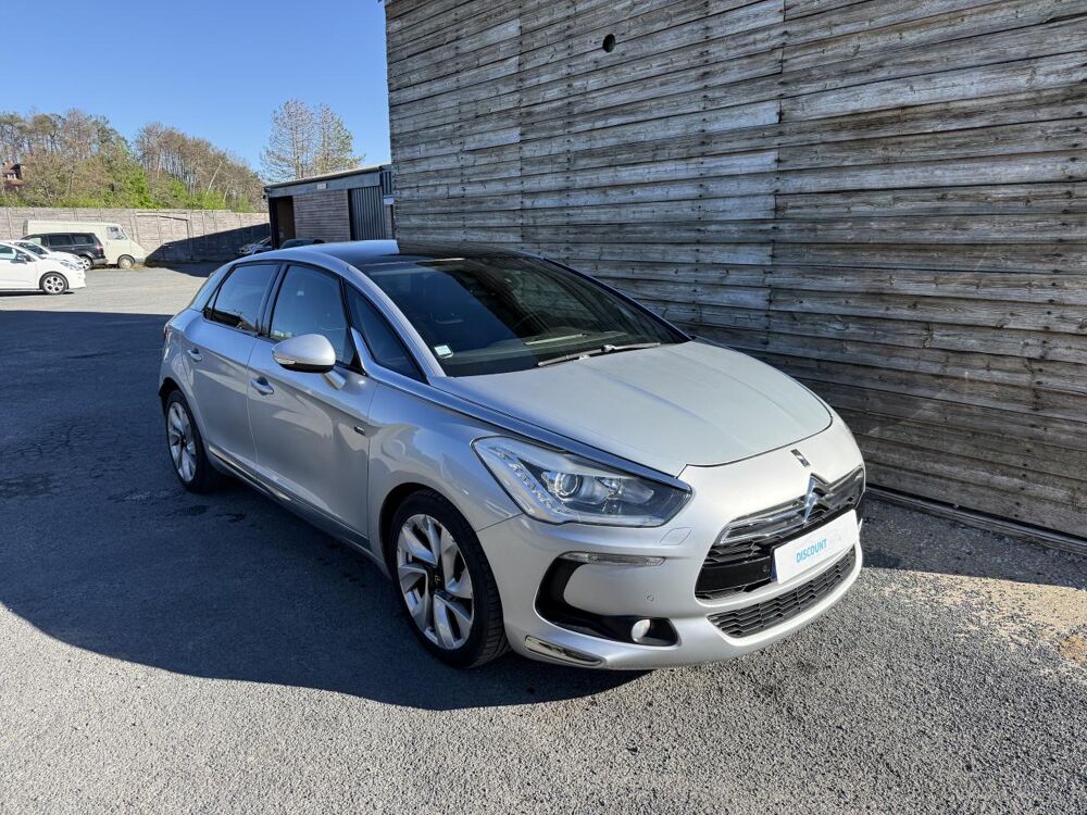 DS5 2.0 HDi 16V FAP - 160 BERLINE Sport Chic PHASE 1 2012 occasion 19100 Brive-la-Gaillarde