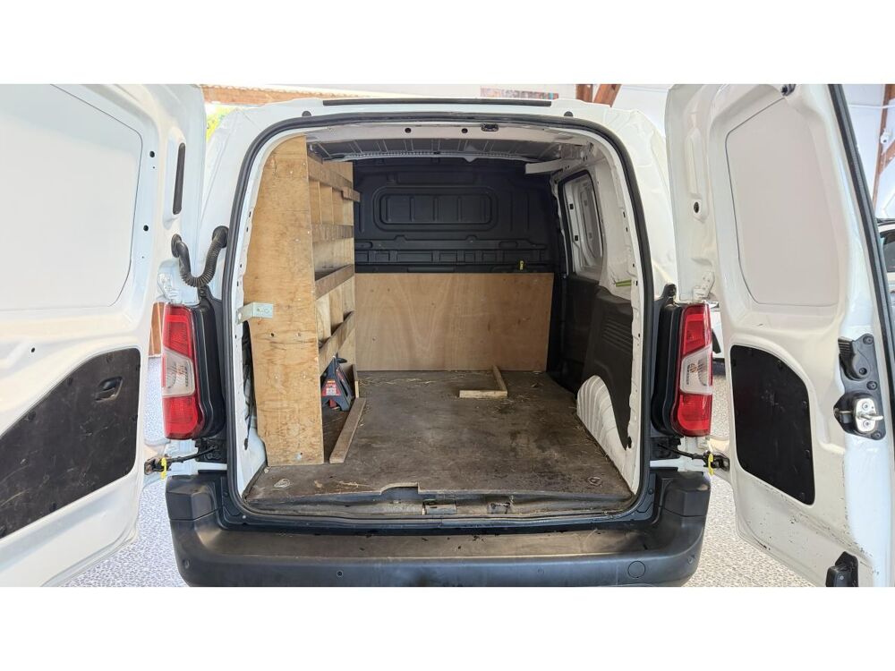 Partner FOURGON 1.5 BLUEHDI 100CH 650 KG L1 M PACK ASPAHLT CONNECT 2021 occasion 16000 Angoul&ecirc;me