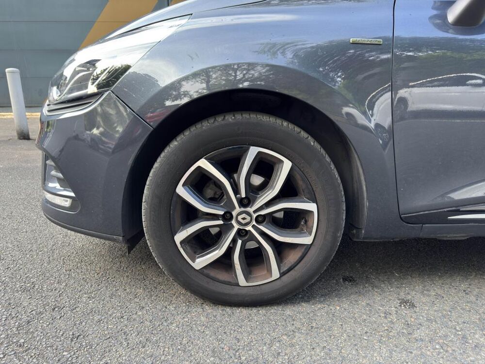 Clio 1.2i 16V - 75 IV BERLINE Limited PHASE 2 2018 occasion 77185 Lognes