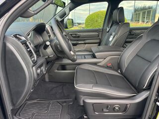 RAM 1500 CREW LIMITED NIGHT EDITION HAYON MULTI V8 5,7L 2026 occasion 91830 Le Coudray-Montceaux