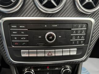 Classe A A 180 d - BV 7G-DCT Sport Edition - TOIT OUVRANT + CAMERA AR 2018 occasion 19100 Brive-la-Gaillarde