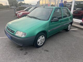 Saxo 1.0i BERLINE - 5 PORTES - 50 CV - ATTELAGE (DISTRI NEUVE) 1998 occasion 49070 Beaucouz&eacute;