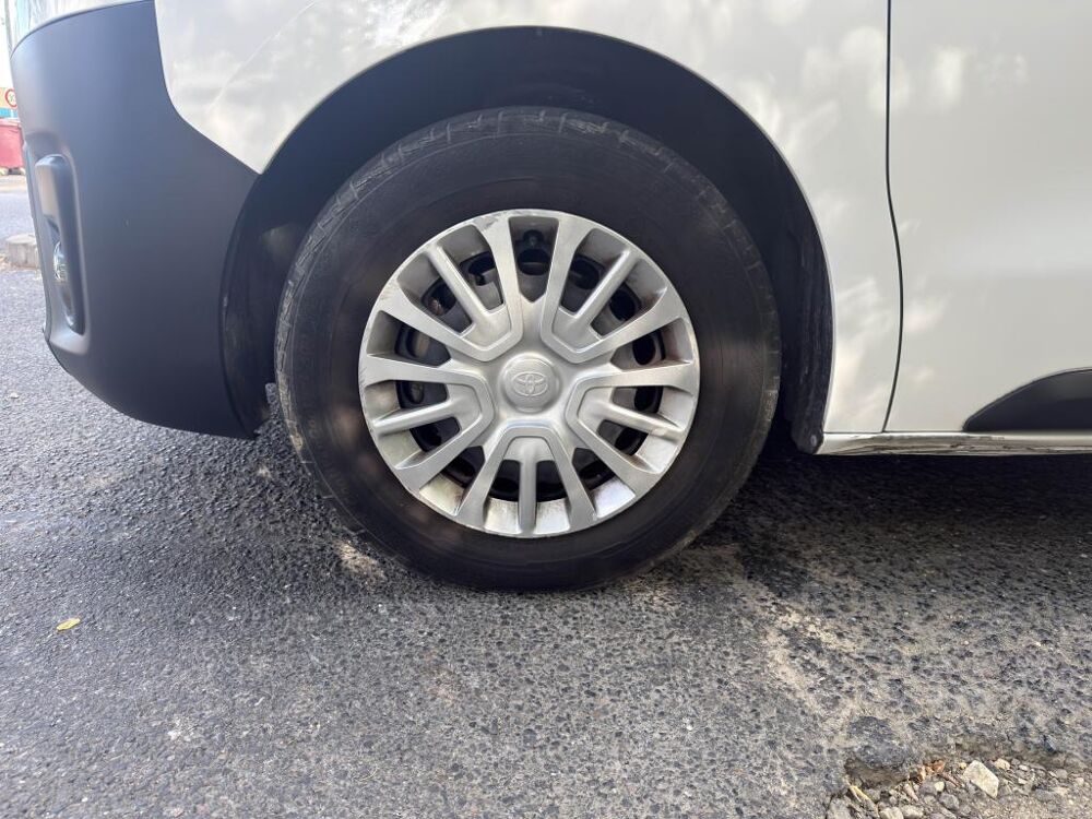 Proace 1.5 120 D-4D - Start&Stop FOURGON Fourgon Medium Start PHAS 2020 occasion 77185 Lognes