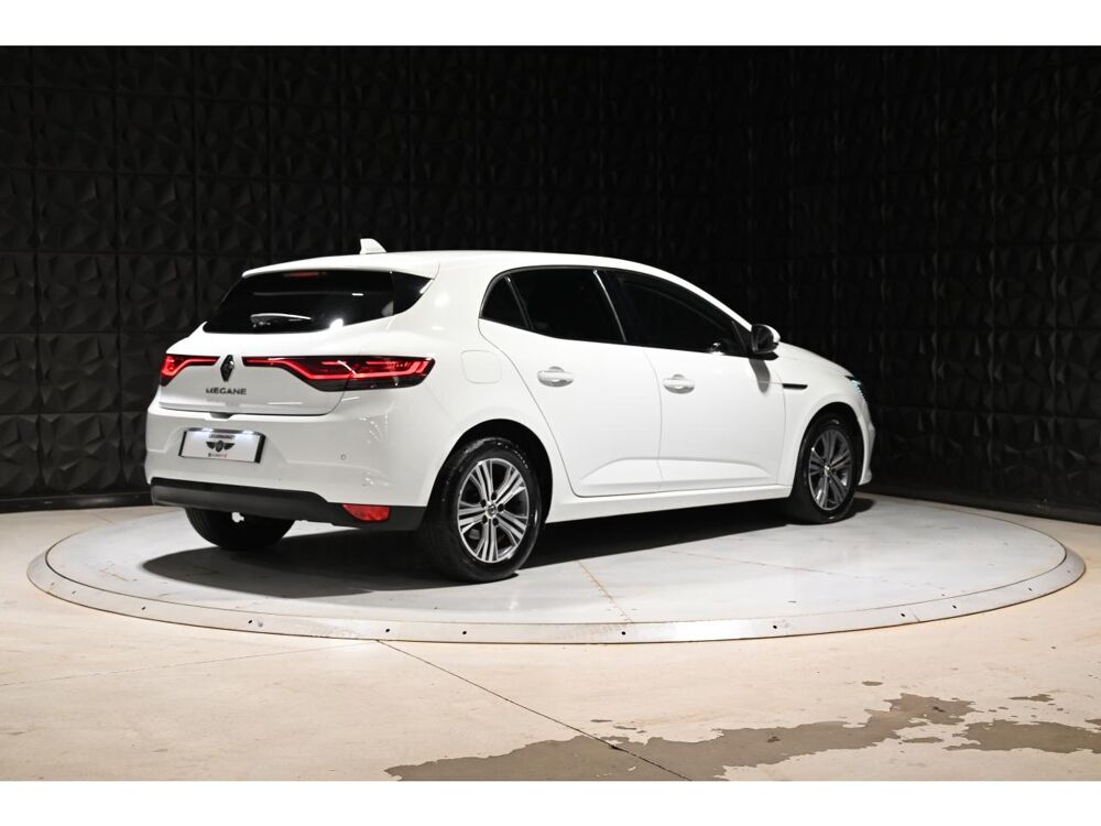 M&eacute;gane 1.3 TCe - 140 - FAP 2021N IV BERLINE Intens PHASE 2 2022 occasion 77100 Meaux