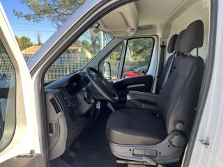 Jumper 3.5t L4H2 Maxi 2.2 BlueHDI S&S - 140 III FOURGON TOLE Fourg 2023 occasion 83490 Le Muy