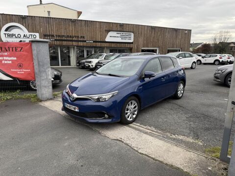 Toyota Auris Hybride 136h - Bva Design Gps + Clim + Camera AR 2016 occasion Brive-la-Gaillarde 19100