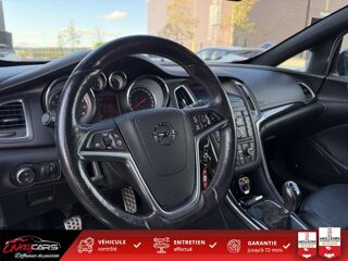 Cascada 1.4i Turbo 140 CABRIOLET Innovation - RADAR AV / AR 2013 occasion 25300 Pontarlier