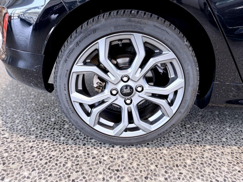 Fiesta 1.0 EcoBoost - 100 S&S Euro 6.2 2017 BERLINE ST-Line PHASE 2019 occasion 16000 Angoul&ecirc;me