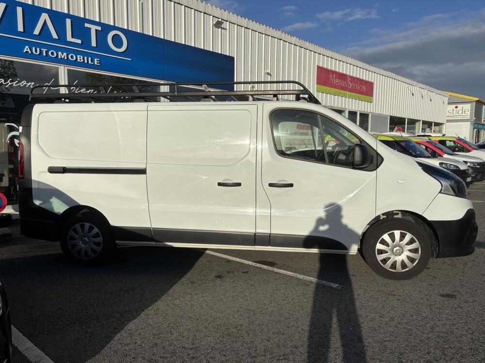 Trafic L2H1 1300 Kg 1.6 dCi 125 Grand Confort CARPLAY GALLERIE 2018 occasion 49070 Beaucouz&eacute;