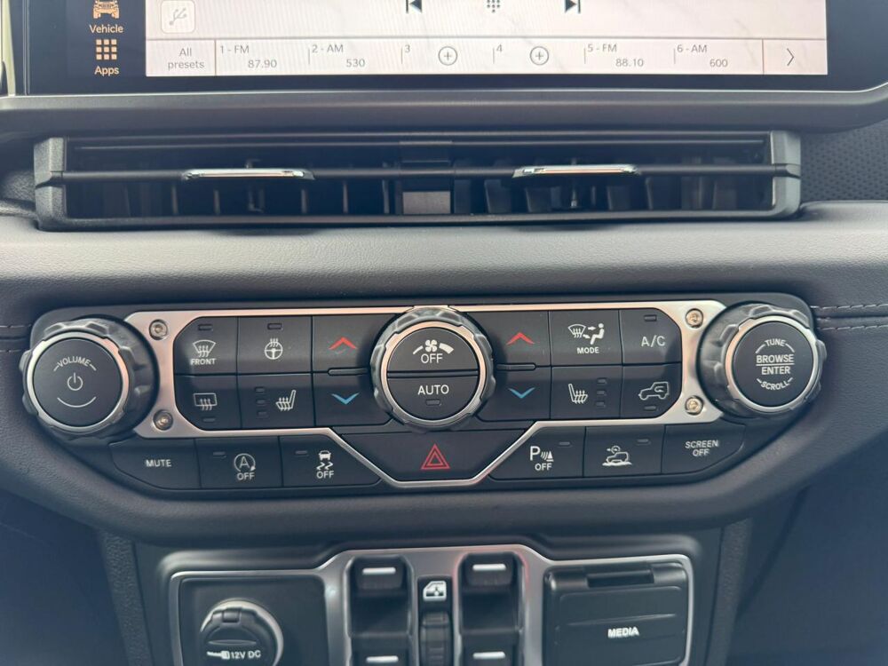 Wrangler Rubicon X V6 3,6L WARN WINCH 2026 occasion 91830 Le Coudray-Montceaux