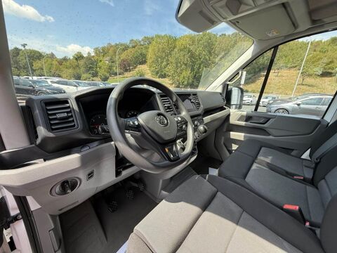 Crafter 35 L3H3 2.0 TDI - 140 FOURGON Business TVA RECUPERABLE + CAR 2023 occasion 19100 Brive-la-Gaillarde