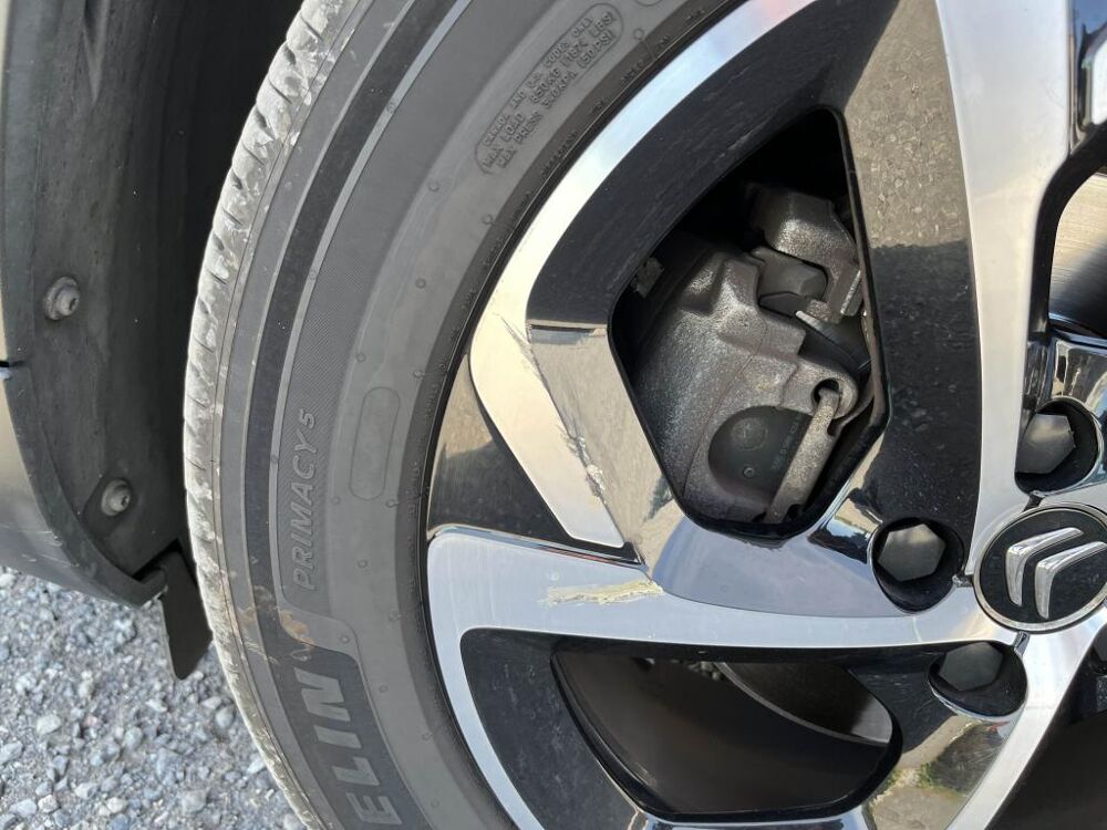 C5 aircross CITROEN 2.0 BLUEHDI 180 SHINE EAT ATTELAGE 2020 occasion 02000 Laon