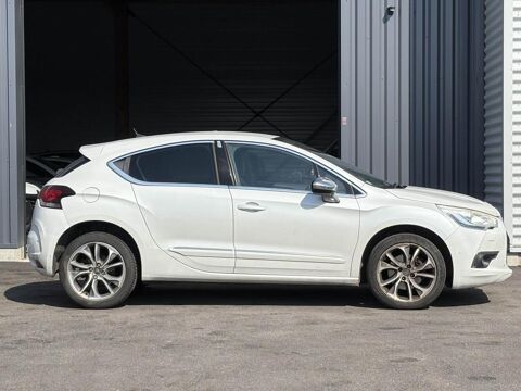 DS4 2.0l HDi - 163ch - BVA - Pure Pearl Phase 1 - Garantie 12 mo 2013 occasion 76710 Eslettes
