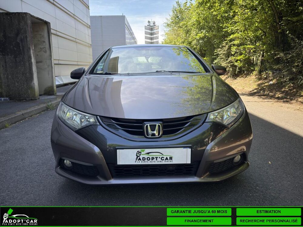 Civic 1.8 i-VTEC 2013 BERLINE Ex&eacute;cutive 2013 occasion 77185 Lognes